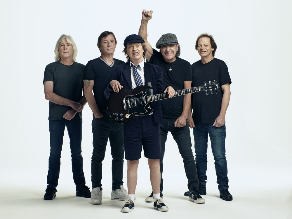 AC/DC　来日　ツアーパンフレット　３冊　セット　まとめ 55318.jpg