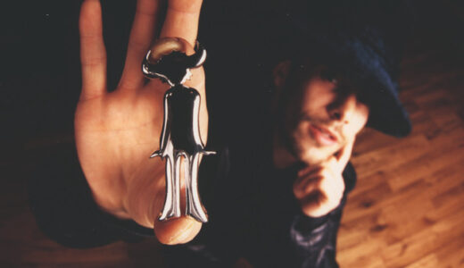 下のソーシャルリンクからフォロー